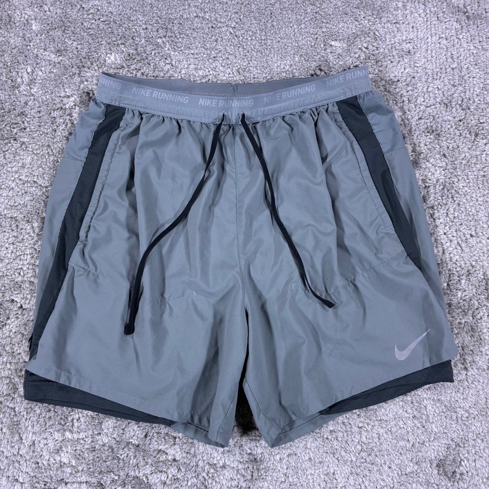 Nike Challenger 2-in-1 Running Shorts Mens Medium Grey 5" Training Gym DM4757